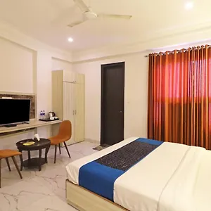 Almora Near Delhi Airport 3* New Delhi